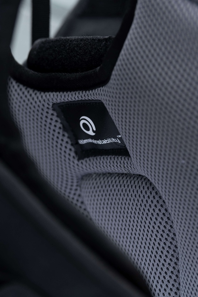 hydrovest-inside-01_2__2.jpg